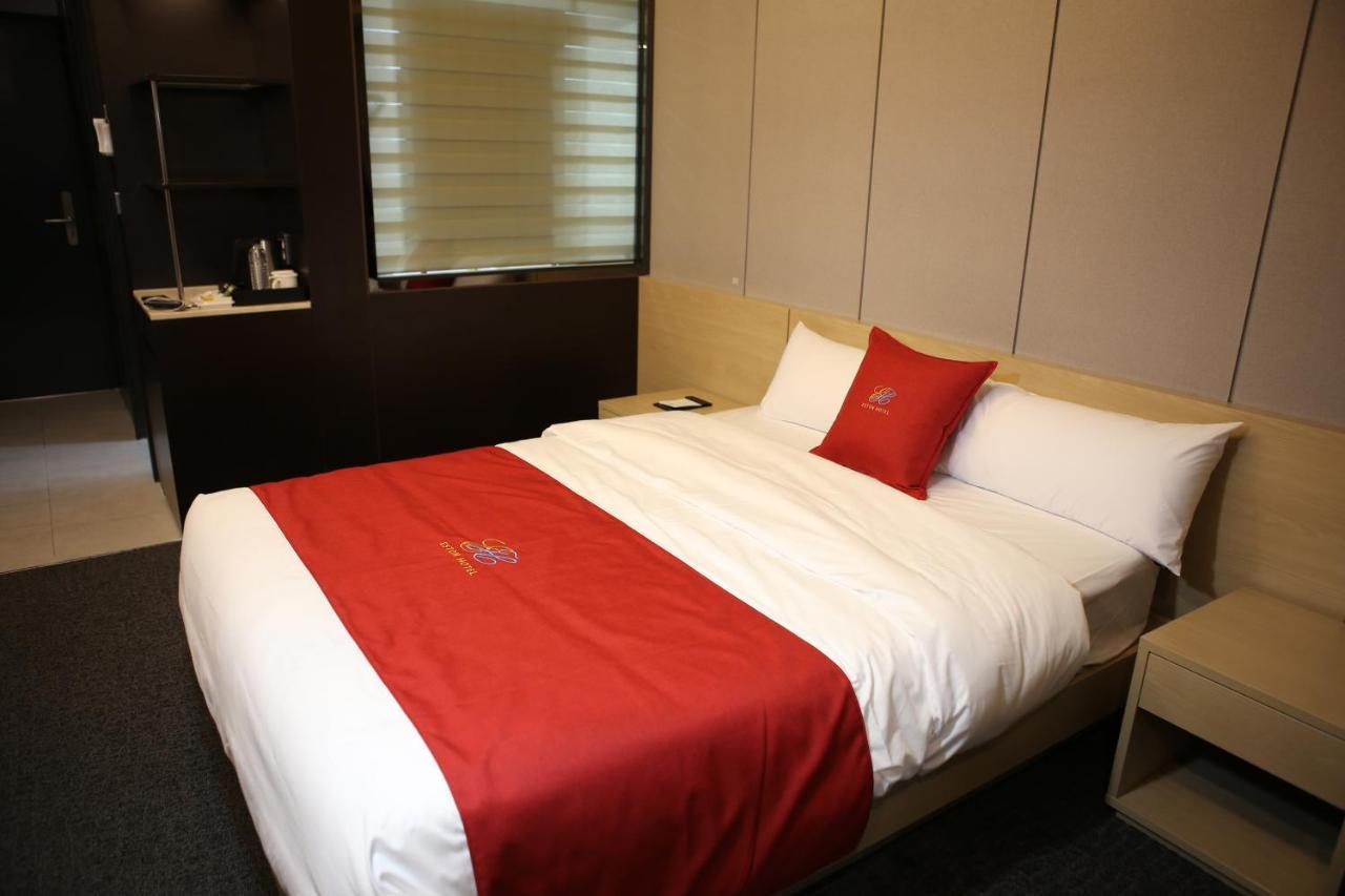 Chuncheon Eston Hotel Exterior photo