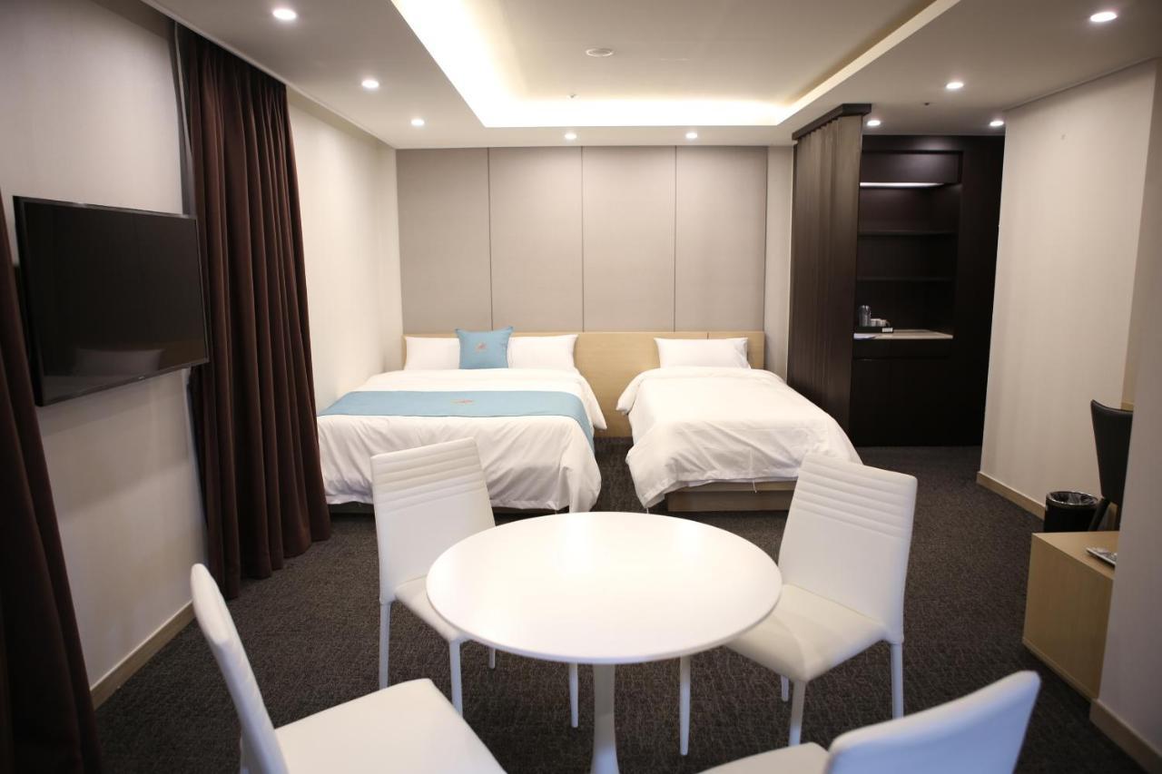 Chuncheon Eston Hotel Exterior photo
