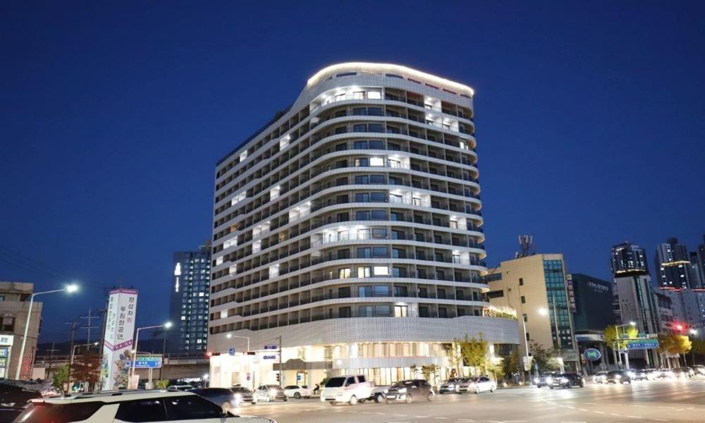Chuncheon Eston Hotel Exterior photo