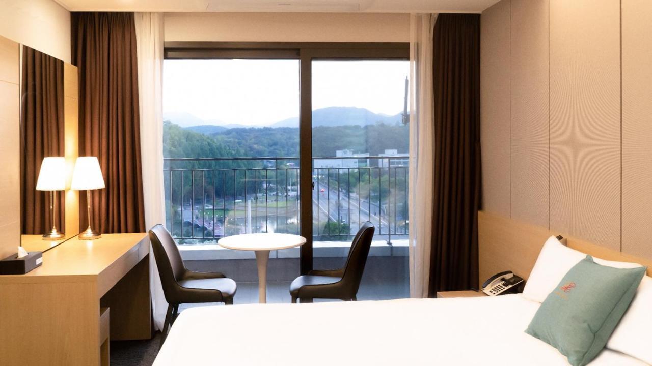 Chuncheon Eston Hotel Exterior photo