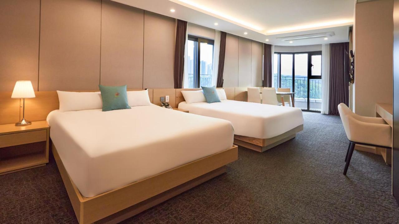 Chuncheon Eston Hotel Exterior photo